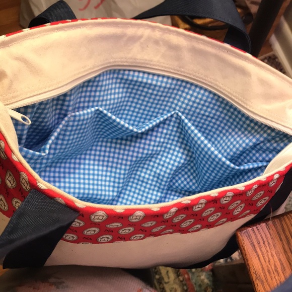 Vineyard Vines Custom Collection Canvas Tote - Picture 7 of 8